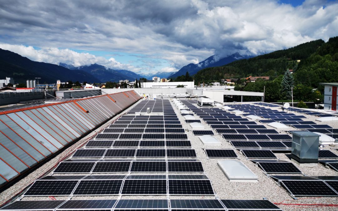 Einkaufszentrum KULMAX in Spittal an der Drau mit sauberer Sonnenenergie versorgt